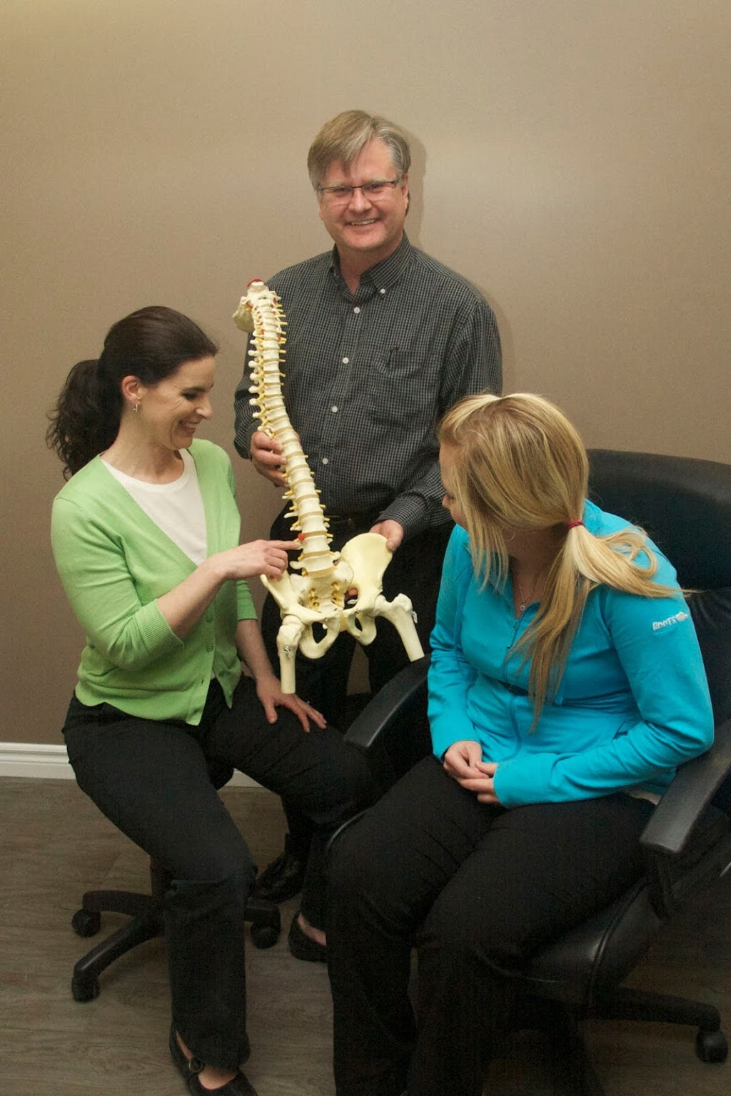 Wellington Ortho & Rehab Associates | 86 Dawson Rd #3, Guelph, ON N1H 1A8, Canada | Phone: (519) 837-2020