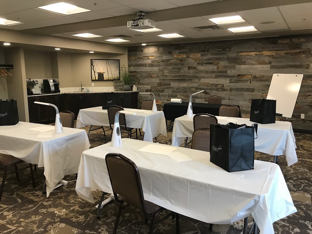 A Nail Above the Rest | 5736 54 Ave, Lacombe, AB T4L 1L7, Canada | Phone: (403) 782-7251