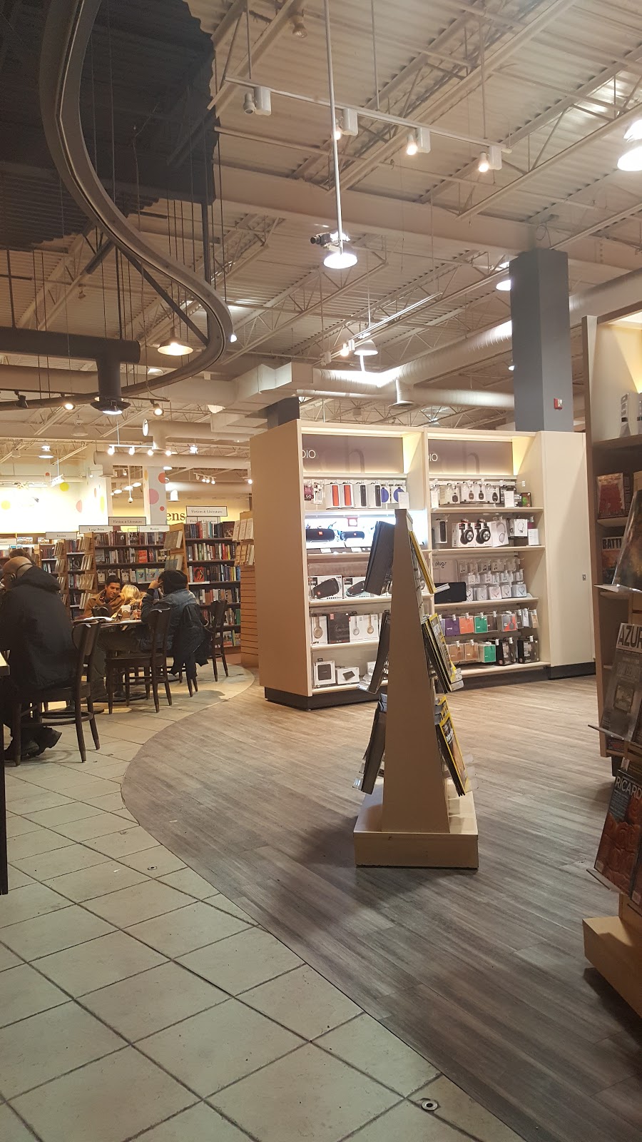 Starbucks | Power Centre, 2555 32 St NE Unit #500, Calgary, AB T1Y 7J6, Canada | Phone: (403) 219-3501
