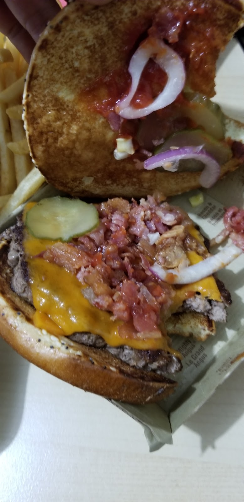 McDonalds | 1256 Eglinton Ave W, Mississauga, ON L5M 2B5, Canada | Phone: (905) 819-0550