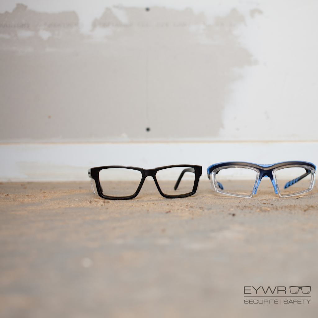 Lunetterie EYWR Mobile | 438 Rue Isabey #225, Saint-Laurent, QC H4T 1V3, Canada | Phone: (514) 600-6500