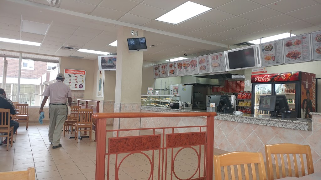 Pizza Pizza | 759 Davis Drive East, Newmarket, ON L3Y 2R4, Canada | Phone: (905) 830-1111