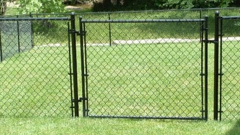 Unique Fences And Decks | 1299 Danforth Rd, Scarborough, ON M1J 1G6, Canada | Phone: (437) 777-9899