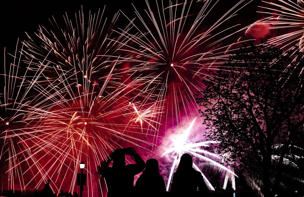 Niagara Falls Fireworks | 6660 Niagara Pkwy, Niagara Falls, ON L2G 3N4, Canada | Phone: (905) 356-6061