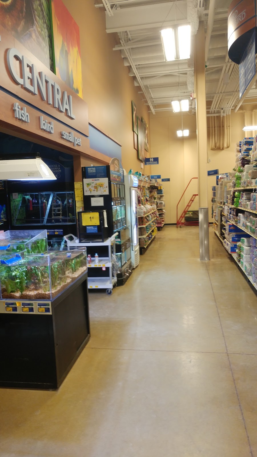 PetSmart | 320 Taunton Rd. East - Unit E1b, Whitby, ON L1R 0H4, Canada | Phone: (905) 655-1276
