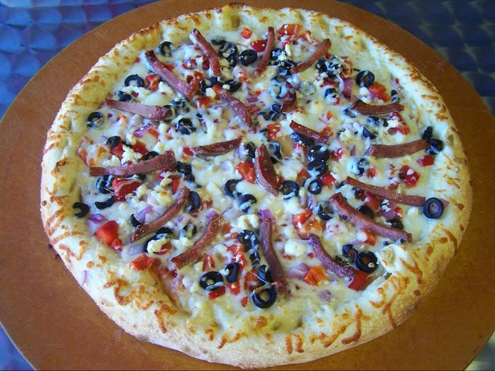 Pizza Trokadero | 7 Municipal St, Guelph, ON N1G 1G8, Canada | Phone: (519) 829-2444