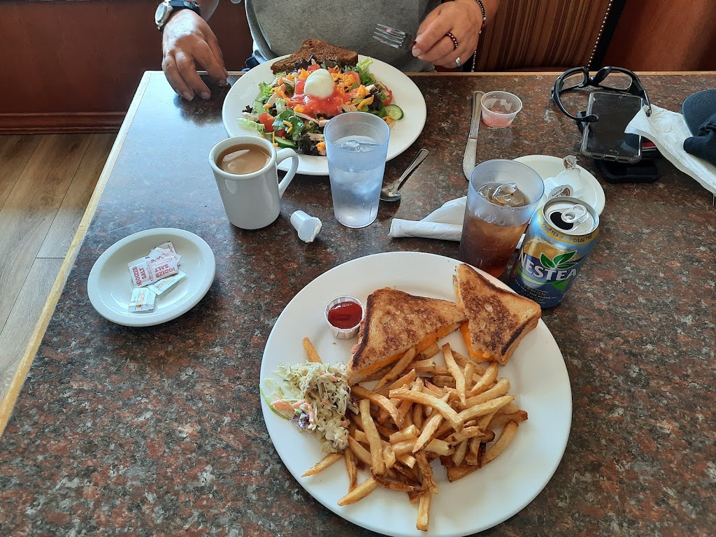 Bonnie Martin Restaurant | 2877 Mill St, Chemainus, BC V0R 1K0, Canada | Phone: (250) 246-1068