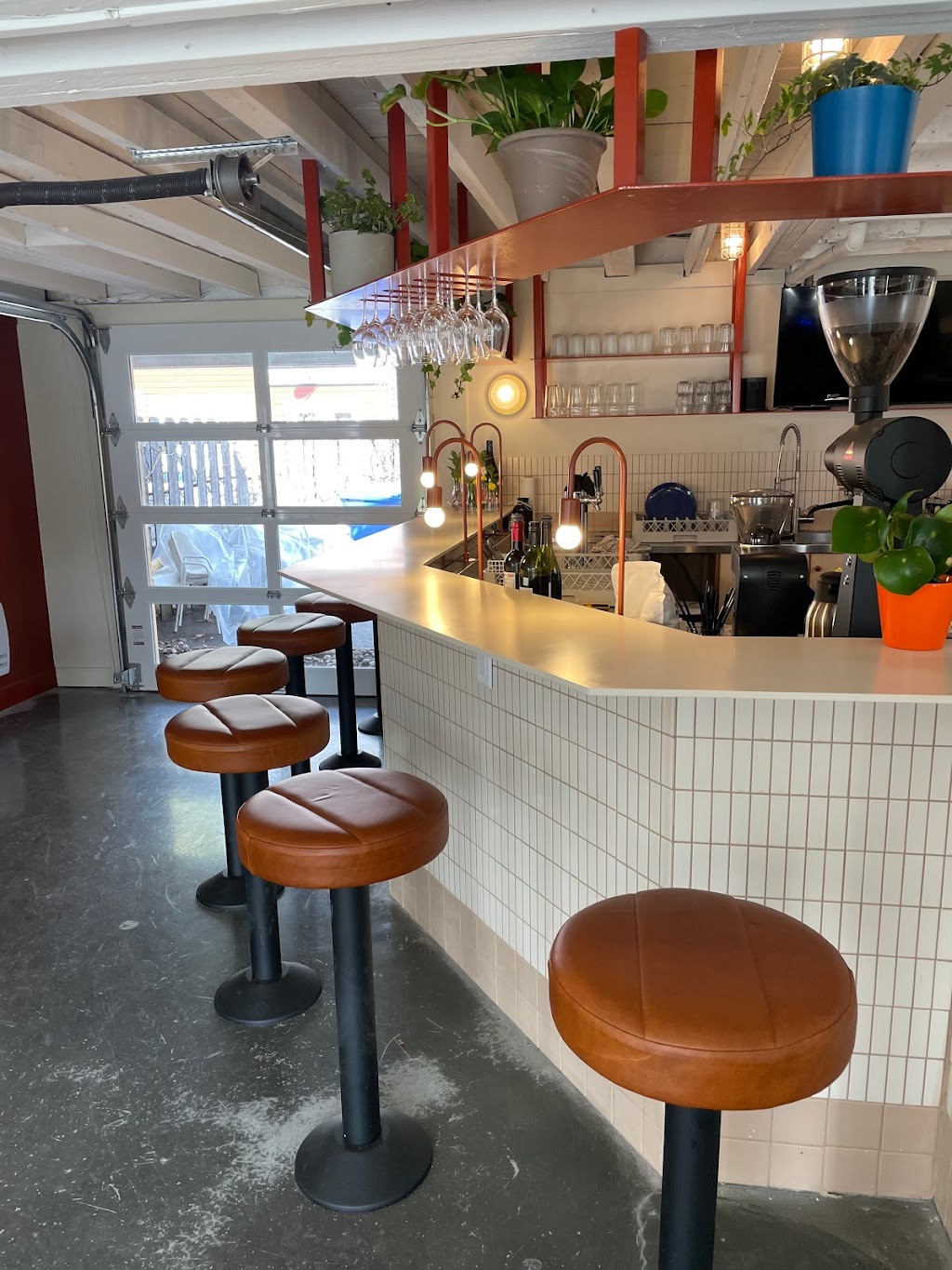 Le Bolt Café | 100 Chem. Lakeside, Knowlton, QC J0E 1V0, Canada | Phone: (514) 513-1207
