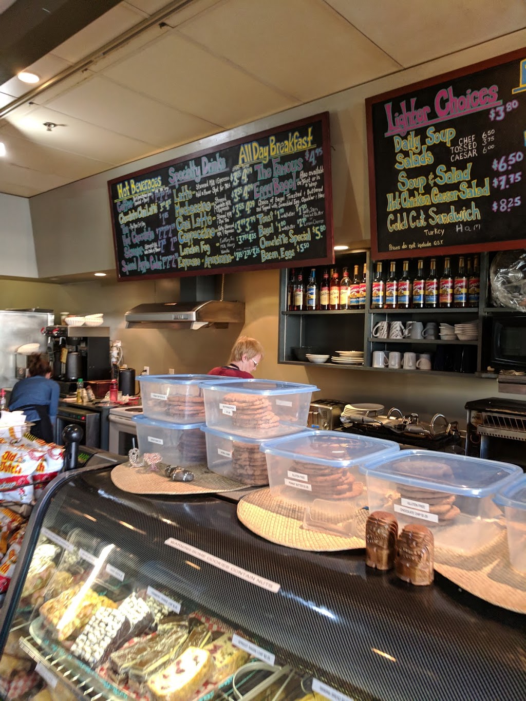 London Fog Cafe | Heritage Plaza, 8330 Macleod Trail SE, Calgary, AB T2H 2V2, Canada | Phone: (403) 301-4880