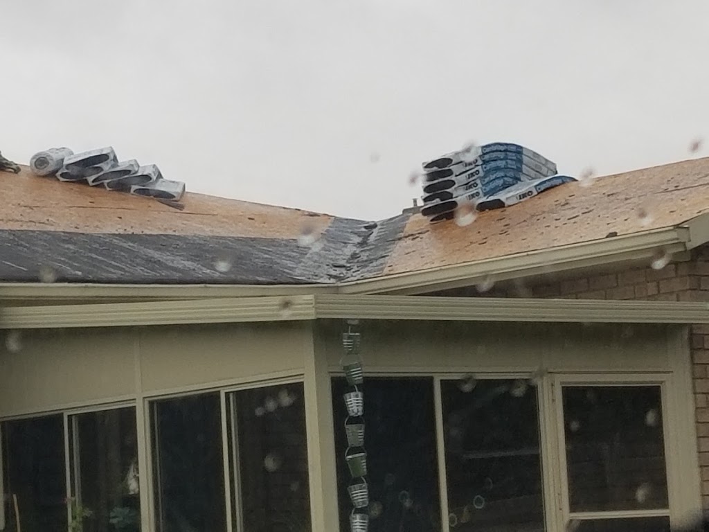 Hymask Roofing | 19 Centre St, Barrie, ON L4N 3L3, Canada | Phone: (705) 792-5000