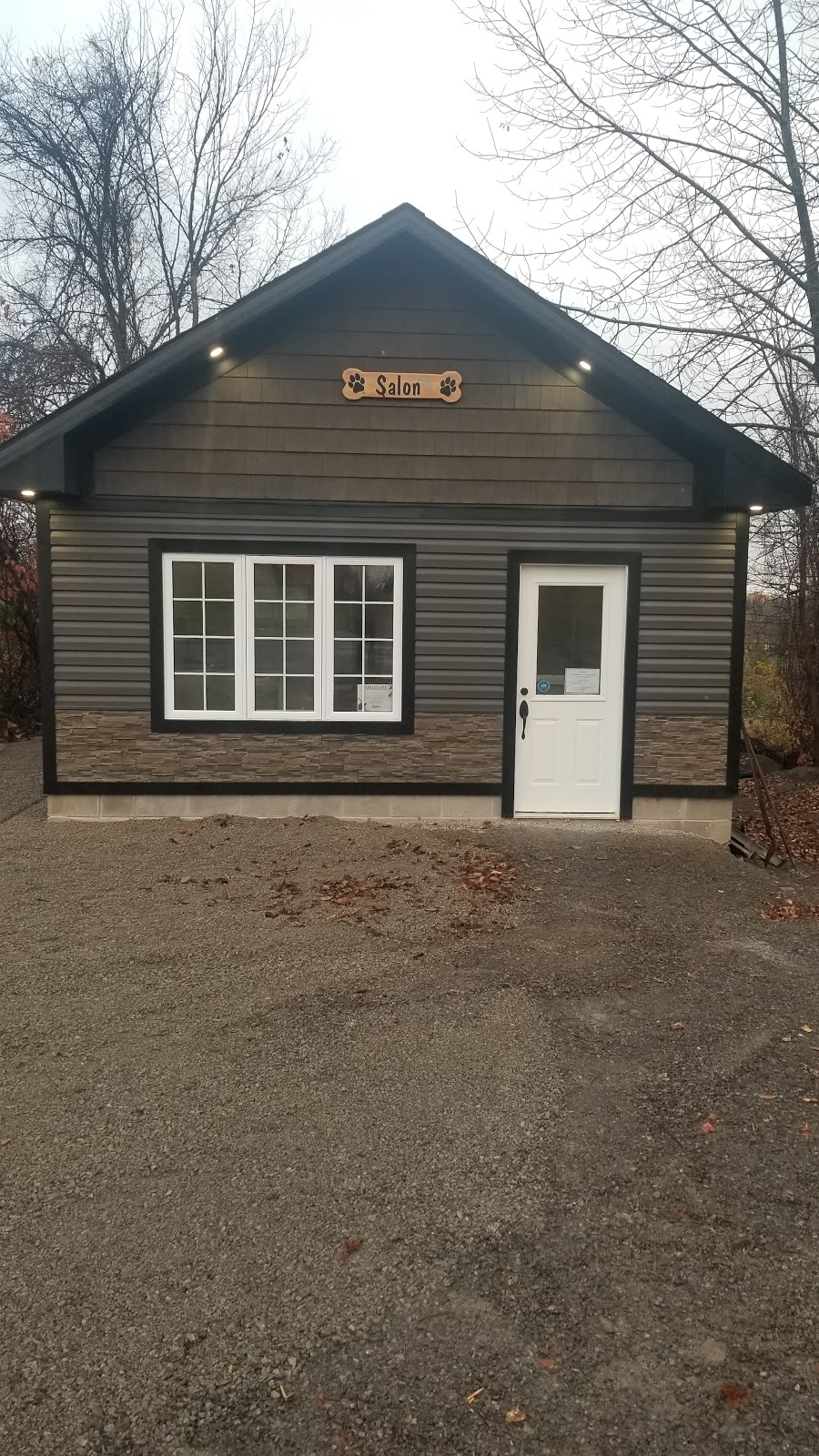 Kylies Doggy Doos | 1175 Colton Rd, Renfrew, ON K7V 3Z5, Canada | Phone: (613) 281-5338
