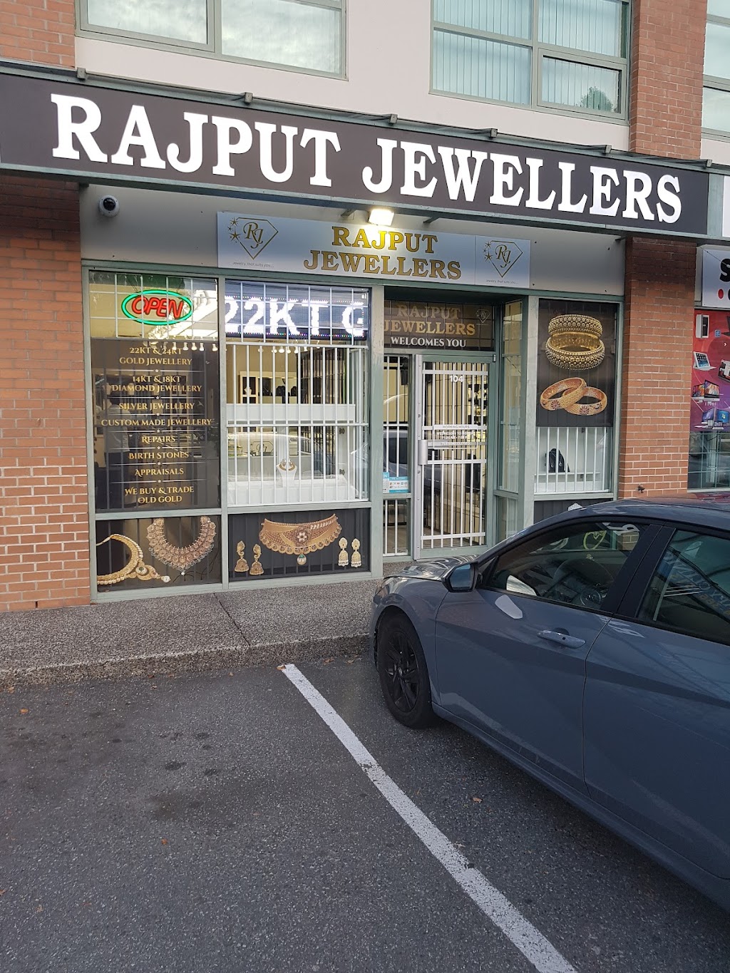 Rajput jewellers | 8556 120 St #104, Surrey, BC V3W 3N5, Canada | Phone: (236) 598-5440
