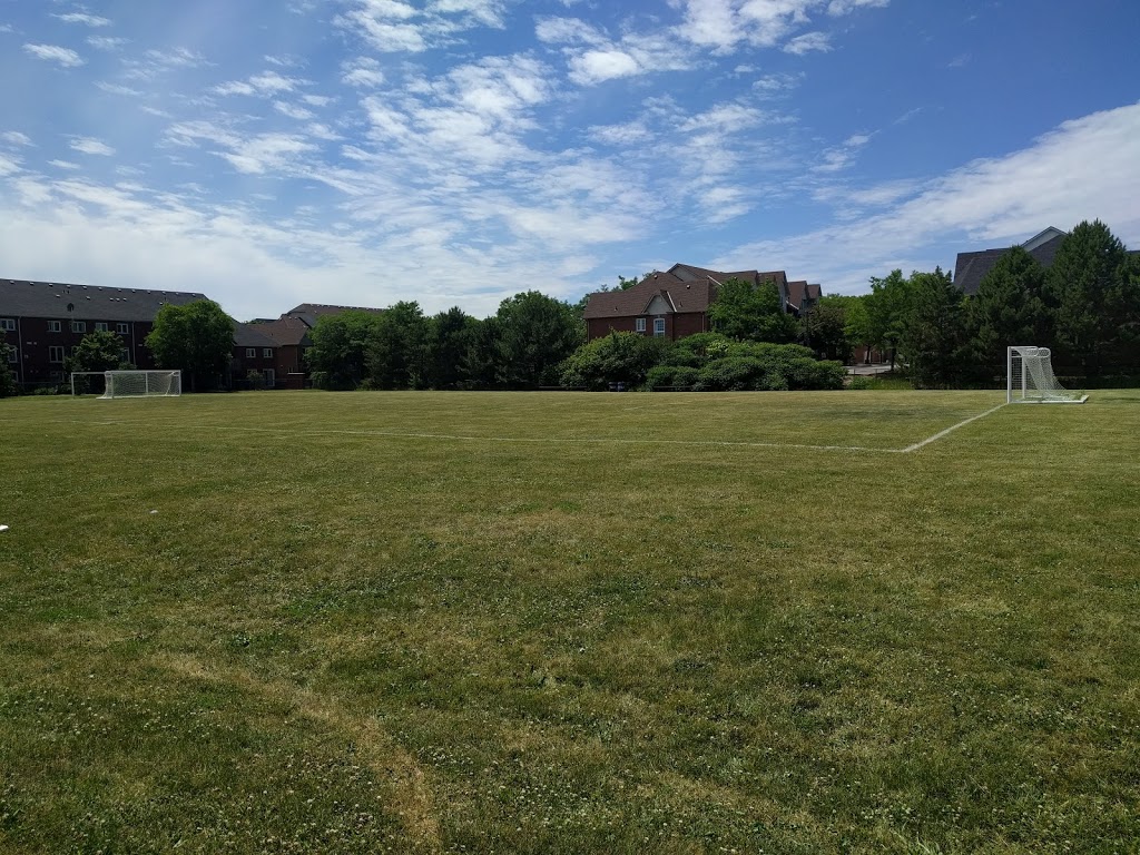 Rosebush Common | 4890 Creditview Rd, Mississauga, ON L5M 5M3, Canada | Phone: (905) 615-4311