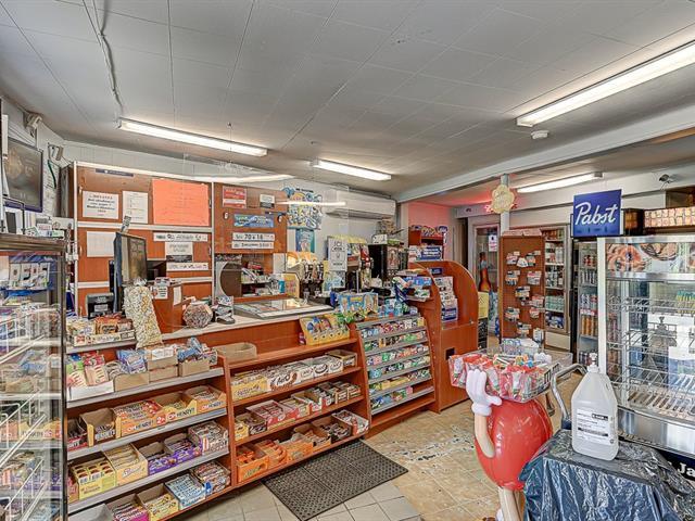 Dépan À Point | 308 Rue Grâce, Lachute, QC J8H 1L9, Canada | Phone: (450) 562-2337
