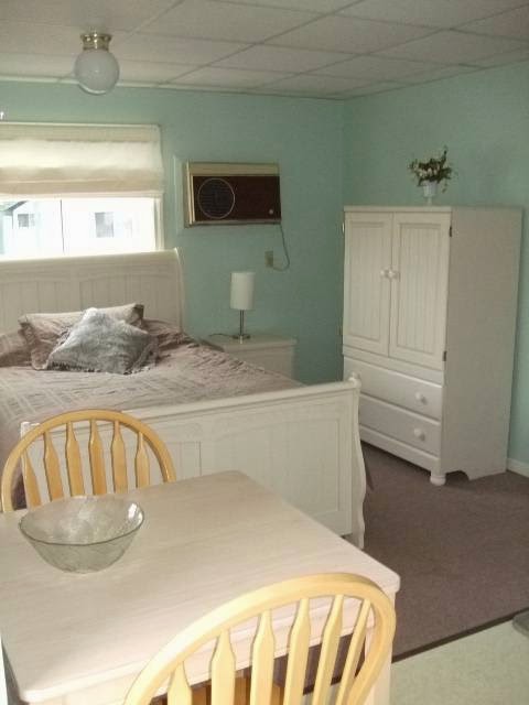 Roselawn Lodging Ltd | 32 Main St, Wolfville, NS B4P 1B7, Canada | Phone: (902) 542-3420