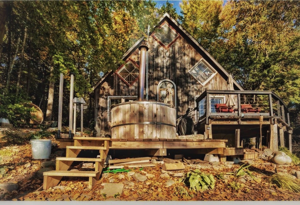 AlumiTubs | 5631 Wharf Ave, Sechelt, BC V0N 3A3, Canada | Phone: (604) 885-0646