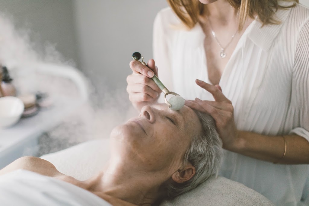Seed Holistic Spa | 38 Pine St, Collingwood, ON L9Y 2N7, Canada | Phone: (705) 445-1454