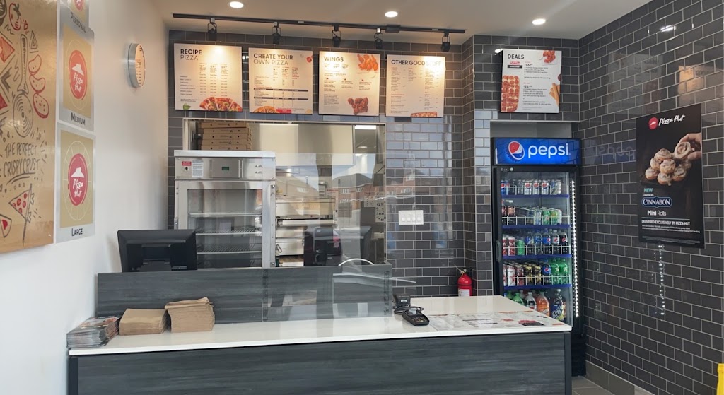 Pizza Hut | 6020 Main St W Unit 2, Milton, ON L9T 9M1, Canada | Phone: (905) 693-1202