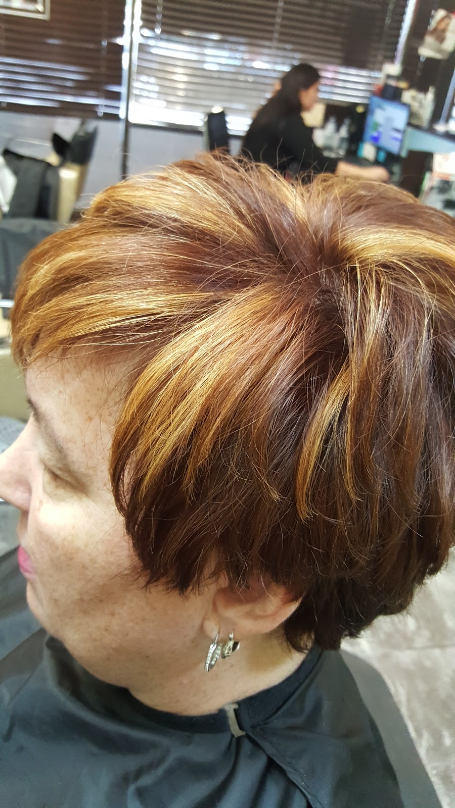 HairCare4U | 980 Central Park Dr #5, Brampton, ON L6S 3L7, Canada | Phone: (905) 791-4589