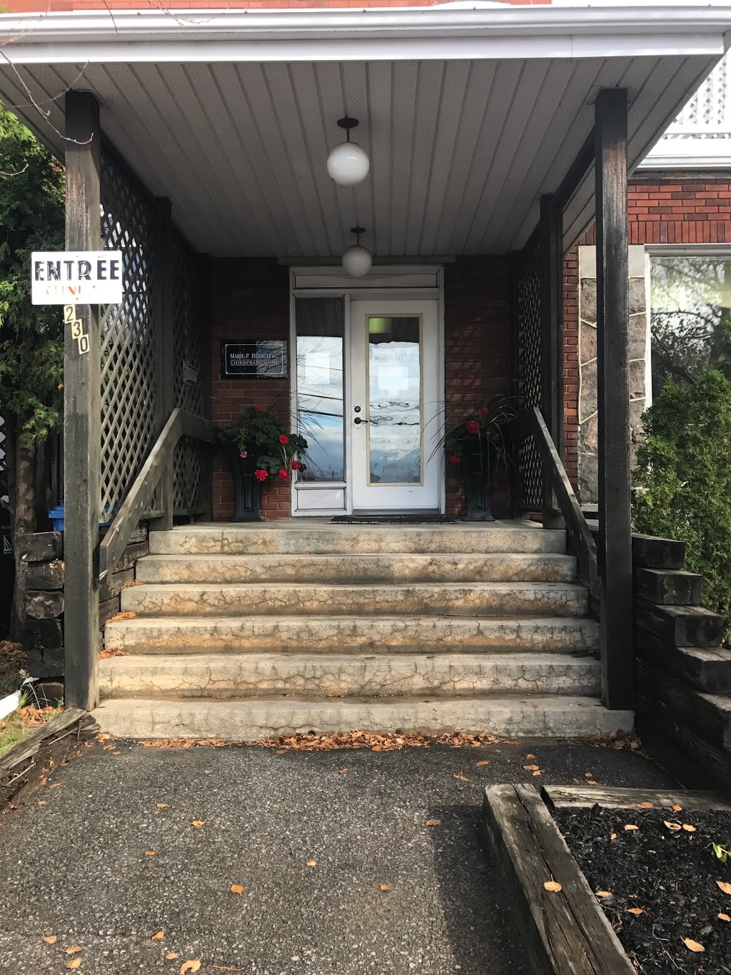 Centre dostéopathie de Trois-Rivières | 195 Rue Fusey, Trois-Rivières, QC G8T 2W2, Canada | Phone: (819) 374-3434