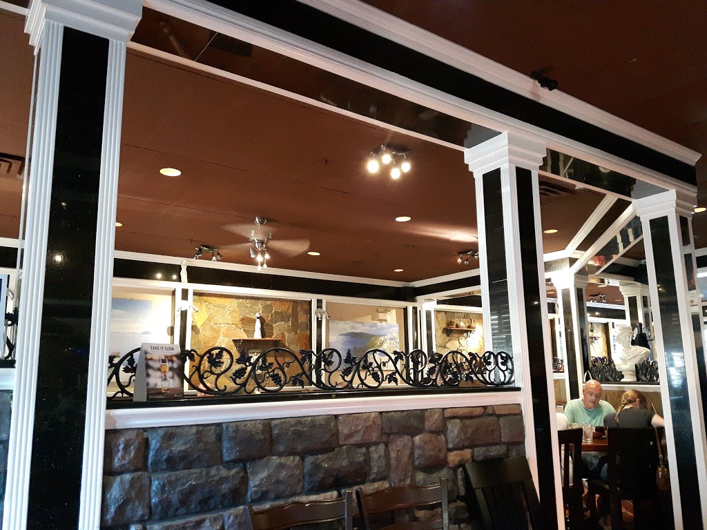 Greek Islands Restaurant | 2686 Langdon St, Abbotsford, BC V2T 3L2, Canada | Phone: (604) 850-1613