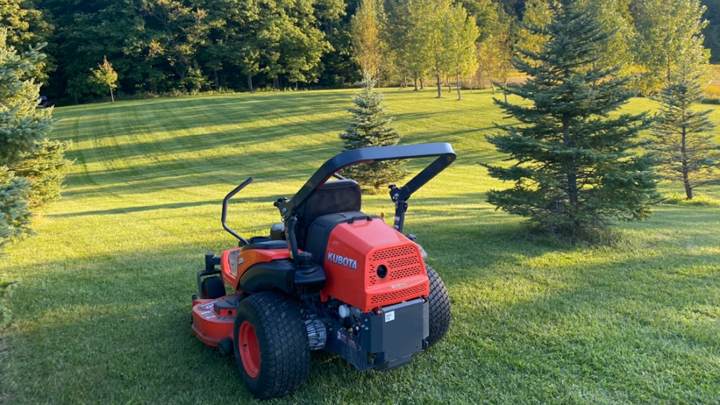 Bobala Lawn Care | 25 Mills Ct, Bradford, ON L3Z 2Y2, Canada | Phone: (289) 763-3434