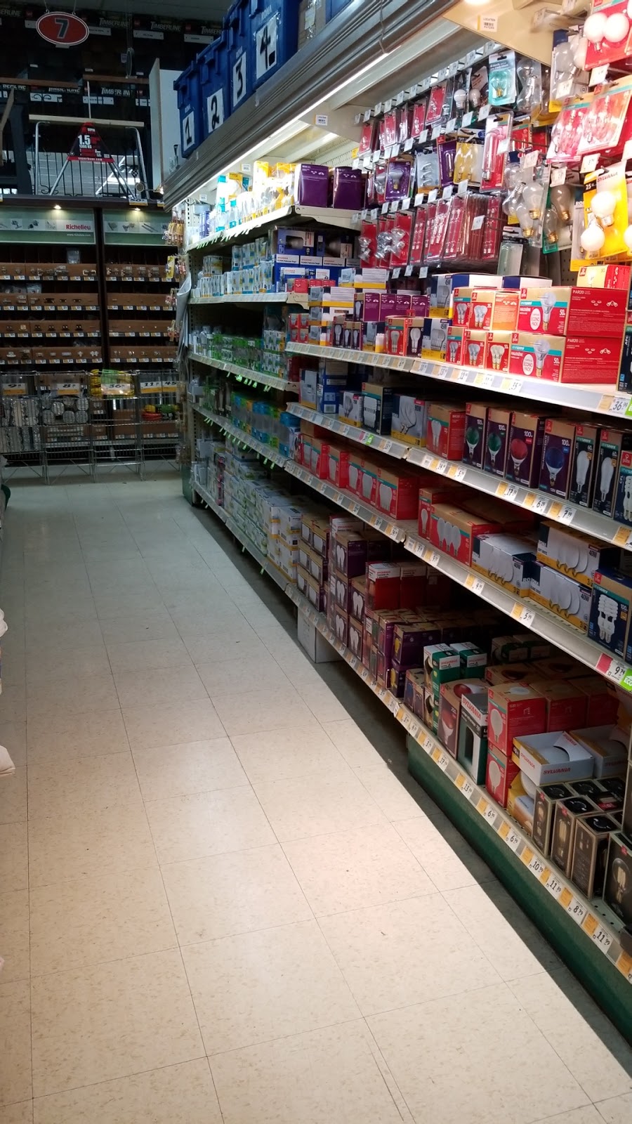 RONA | 1527 Chemin du Pays Brûlé, Varennes, QC J3X 1P7, Canada | Phone: (450) 652-3997