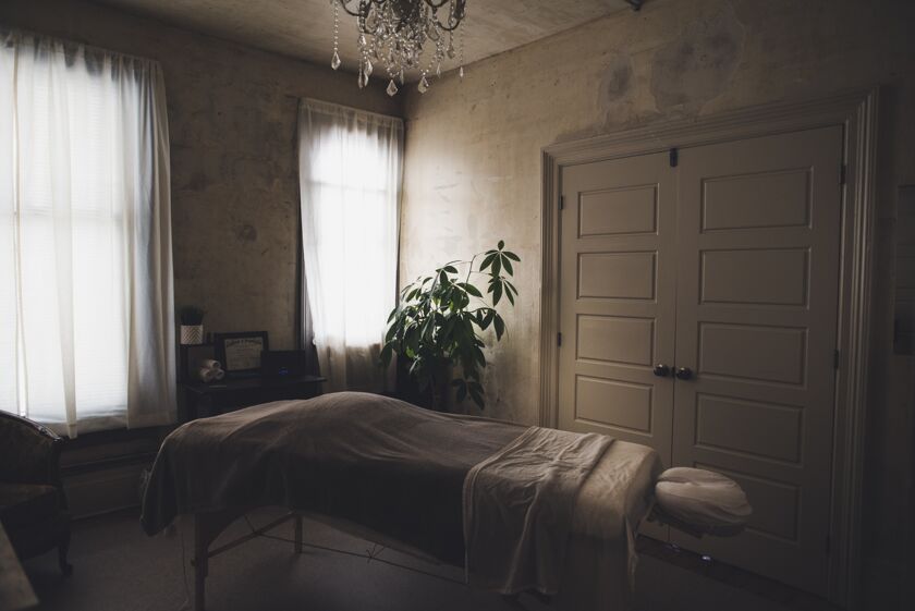 Carly Holland RMT | Within Laneway Wellness, 307 Roncesvalles Ave, Toronto, ON M6R 2M6, Canada | Phone: (647) 673-7485