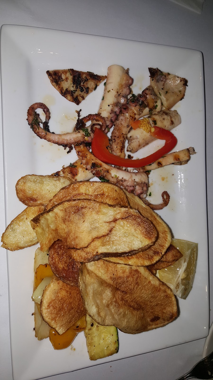 Casa Portugaise | 3060 Boulevard Saint-Joseph, Lachine, QC H8S 2P4, Canada | Phone: (514) 637-2202