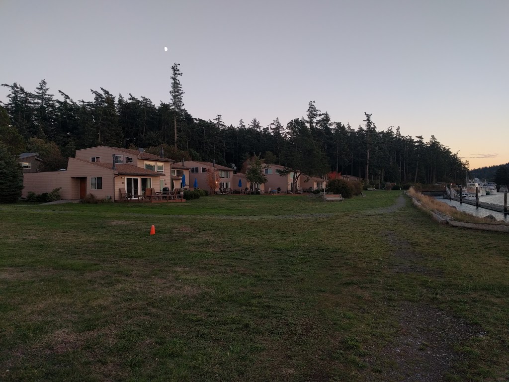 Smugglers Villa Resort | 54 Hunt Rd, Eastsound, WA 98245, USA | Phone: (360) 376-2297