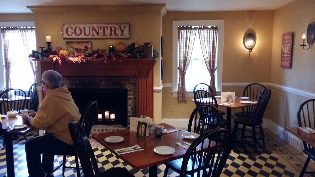 Tin Roof Mercantile & Cafe 6321 Hwy 7, Head of Chezzetcook, NS B0J