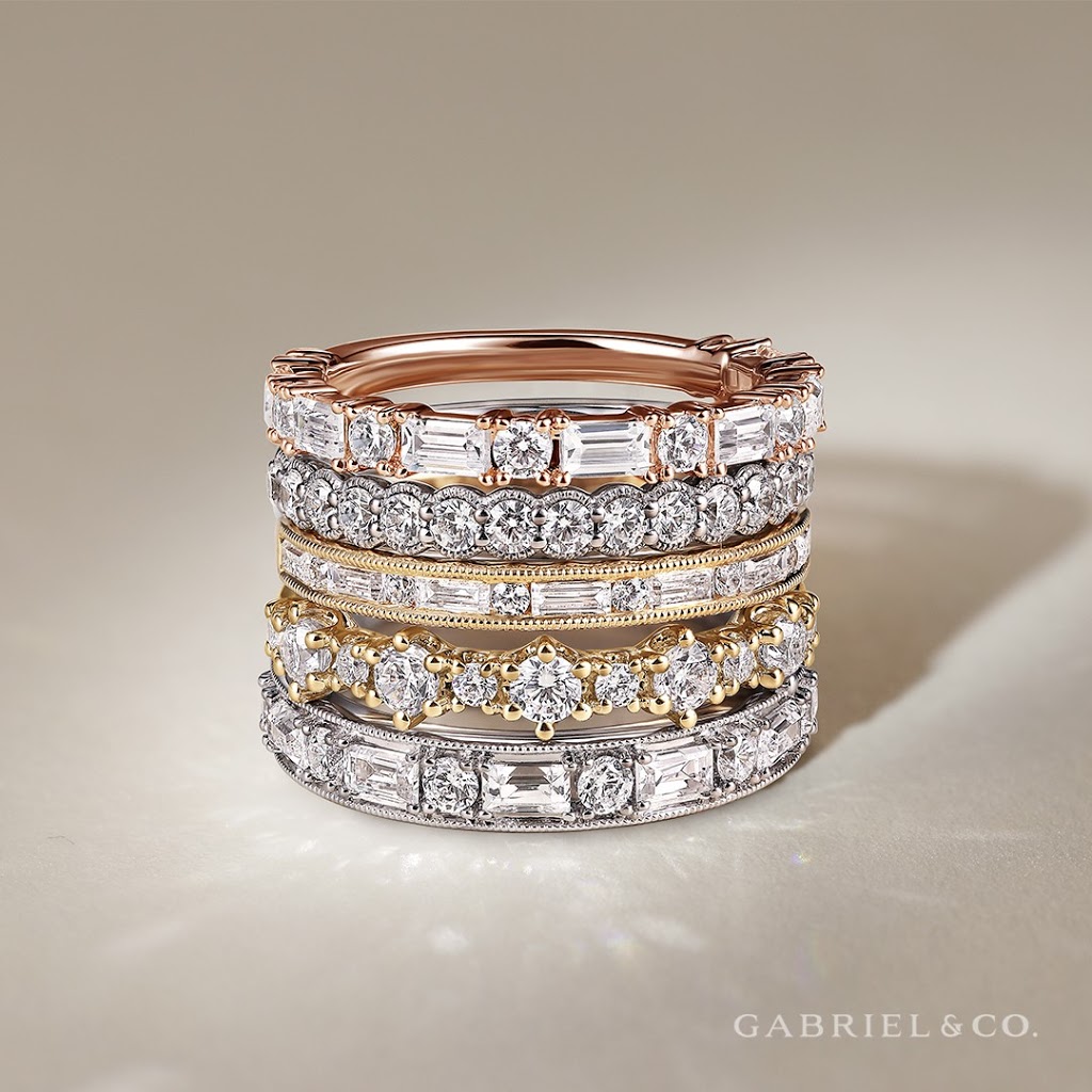 Gordons Gold Jewellers | Oakridge Centre, 760 Hyde Park Rd, London, ON N6H 5W9, Canada | Phone: (519) 473-3988