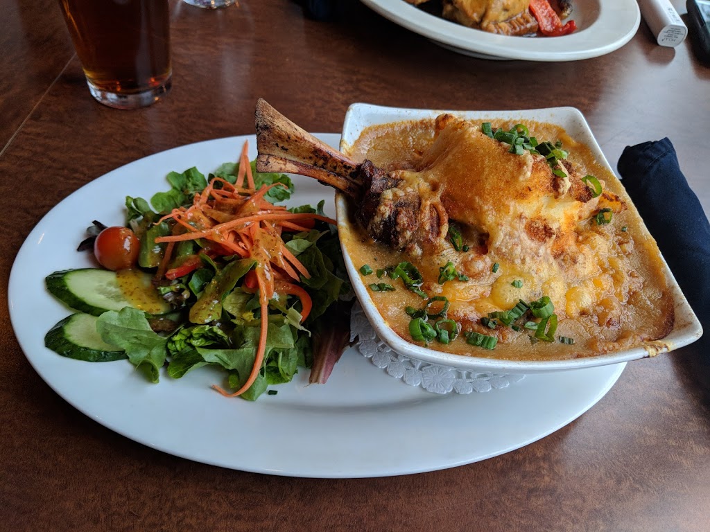 Voyageur Bistro | 3270 Village Way, Sun Peaks, BC V0E 5N0, Canada | Phone: (250) 578-5268