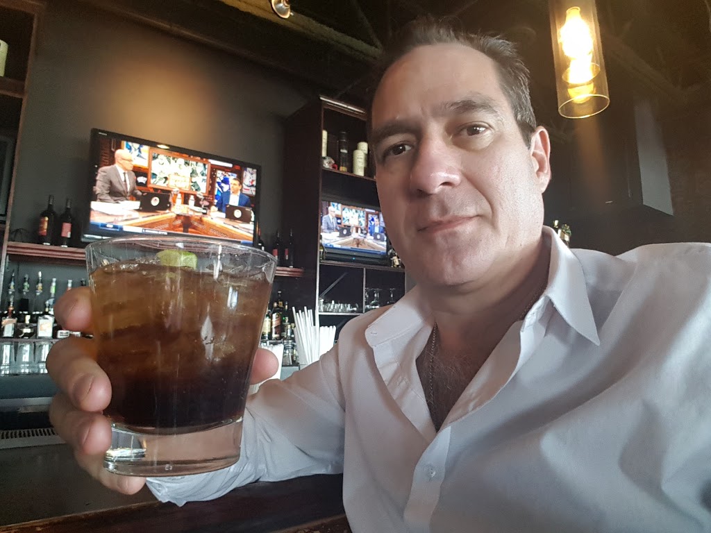 Van Gogh Grill & Bar | 308-11245 Valley Ridge Dr NW, Calgary, AB T3B 5V8, Canada | Phone: (403) 288-9664