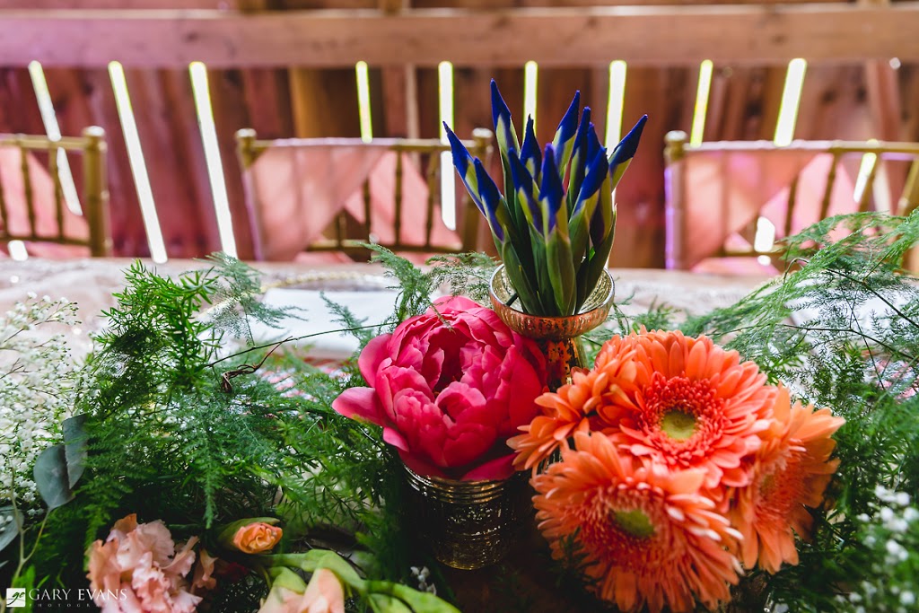 A Perfect Day Wedding and Event Barn | Park Ave, Cambridge, ON N1S 2S3, Canada | Phone: (226) 600-5833