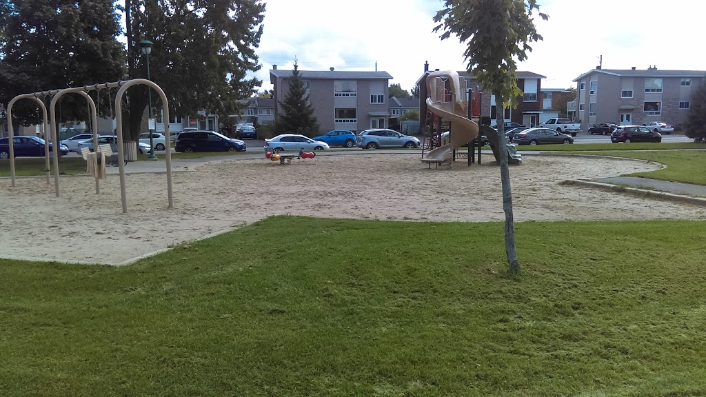 Parc Saint-René | 238 Boulevard Saint-René E, Gatineau, QC J8P, Canada | Phone: (866) 299-2002