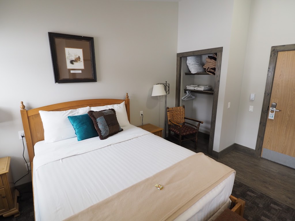 The Apex Mountain Lodge | 260 Strayhorse Rd, Keremeos, BC V0X 1N6, Canada | Phone: (250) 462-1166