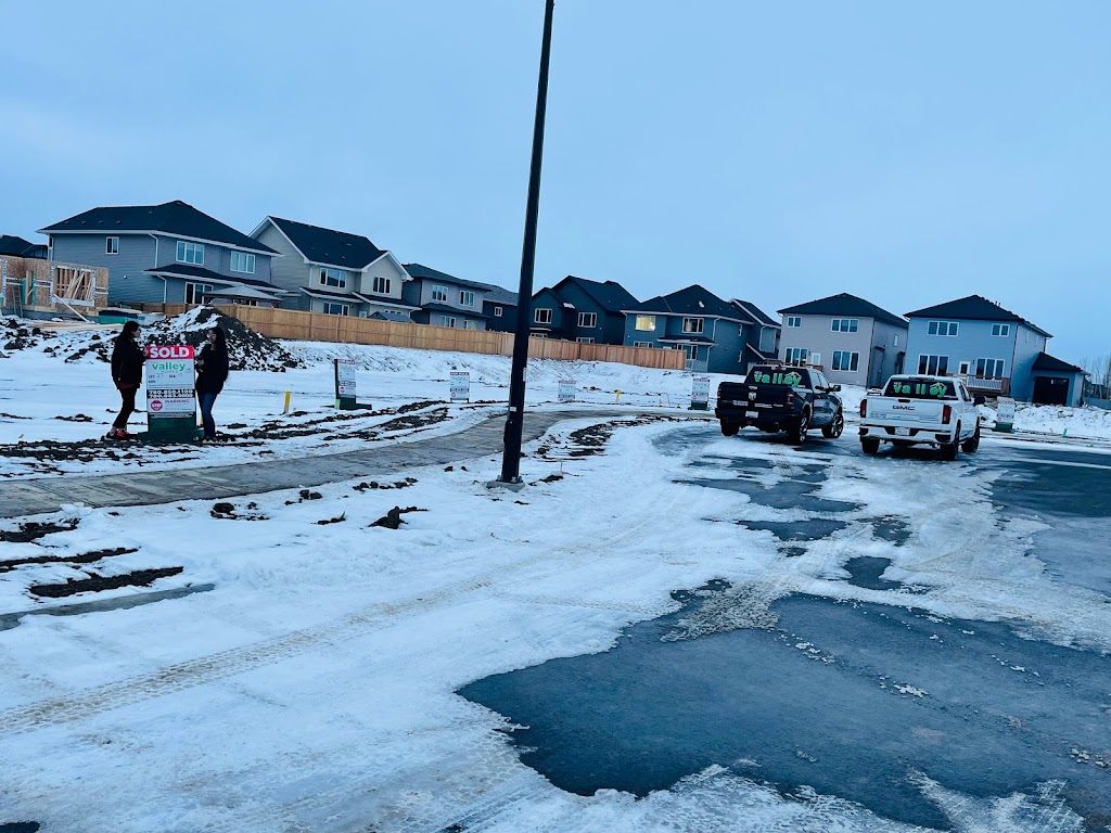 New Valley Homes Ltd | 5518 30 Ave, Beaumont, AB T4X 2B4, Canada | Phone: (780) 883-0000