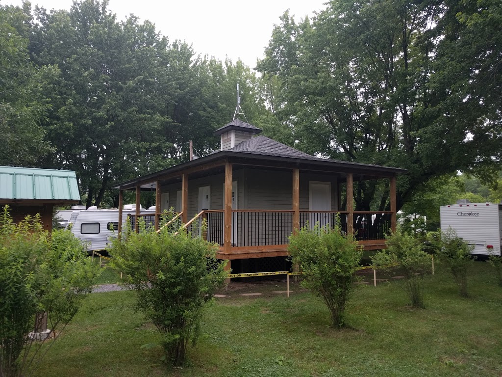 Camping Island | 238 Chemin Pépin, Roxton Falls, QC J0H 1E0, Canada | Phone: (450) 548-2495