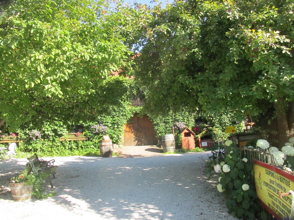 Domaine des Cotes dArdoise | 879 Rue Bruce, Dunham, QC J0E 1M0, Canada | Phone: (450) 295-2020