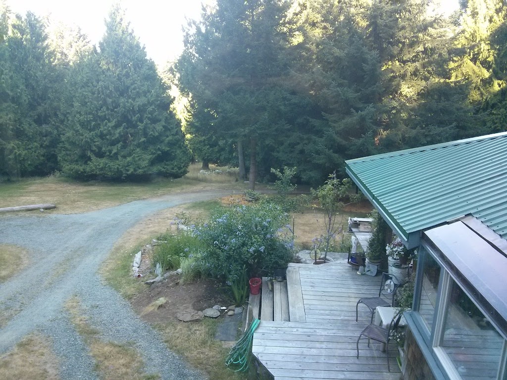 Handmade Harmony Hide-Away | 4150 Channel Rd, Hornby Island, BC V0R 1Z0, Canada | Phone: (250) 335-0908