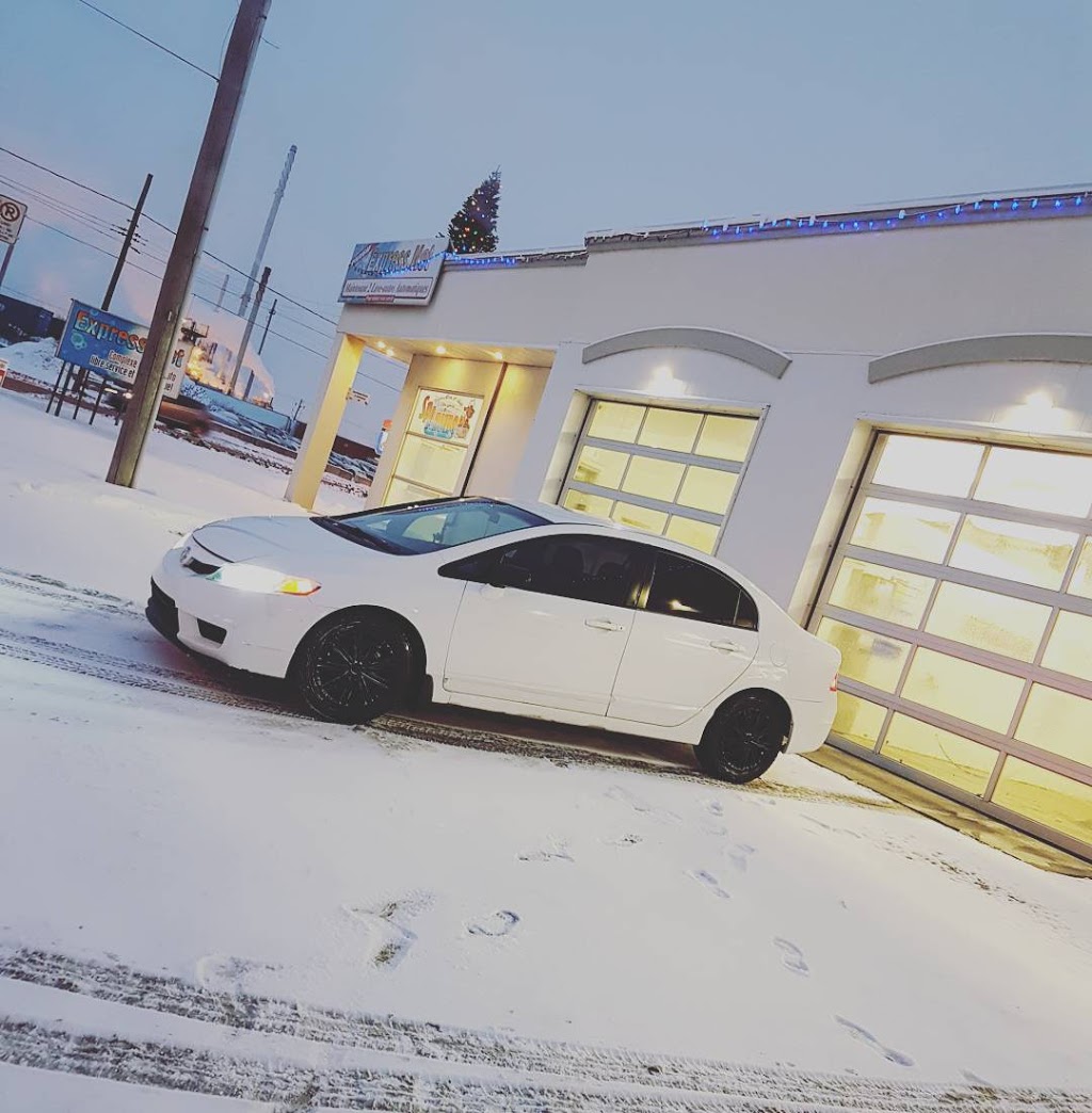 Lave-Auto Express.Net | 11360 Rue Sherbrooke E, Montréal-Est, QC H1B 4Z3, Canada | Phone: (514) 623-3766