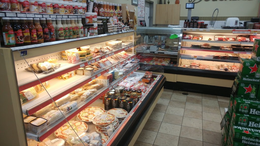 Alimentation Larouche | 891 Rte des Fondateurs, Larouche, QC G0W 1Z0, Canada | Phone: (418) 695-2522