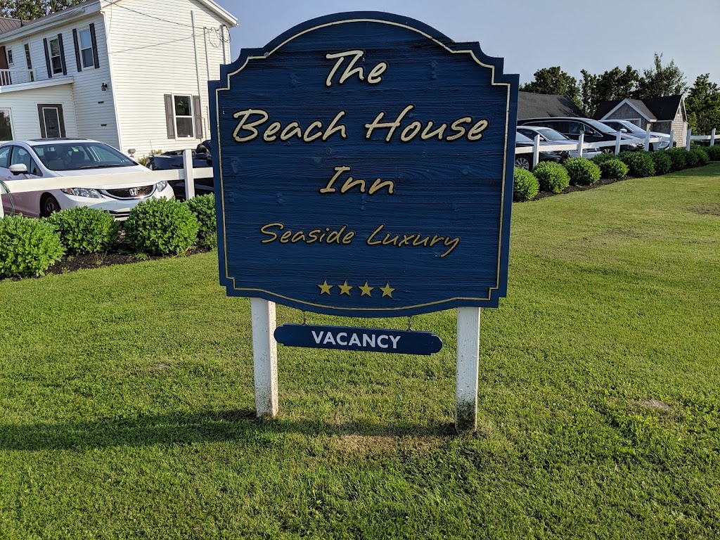 The Beach House Inn | 712 Cape Rd, Kensington, PE C0B 1M0, Canada | Phone: (902) 886-2145