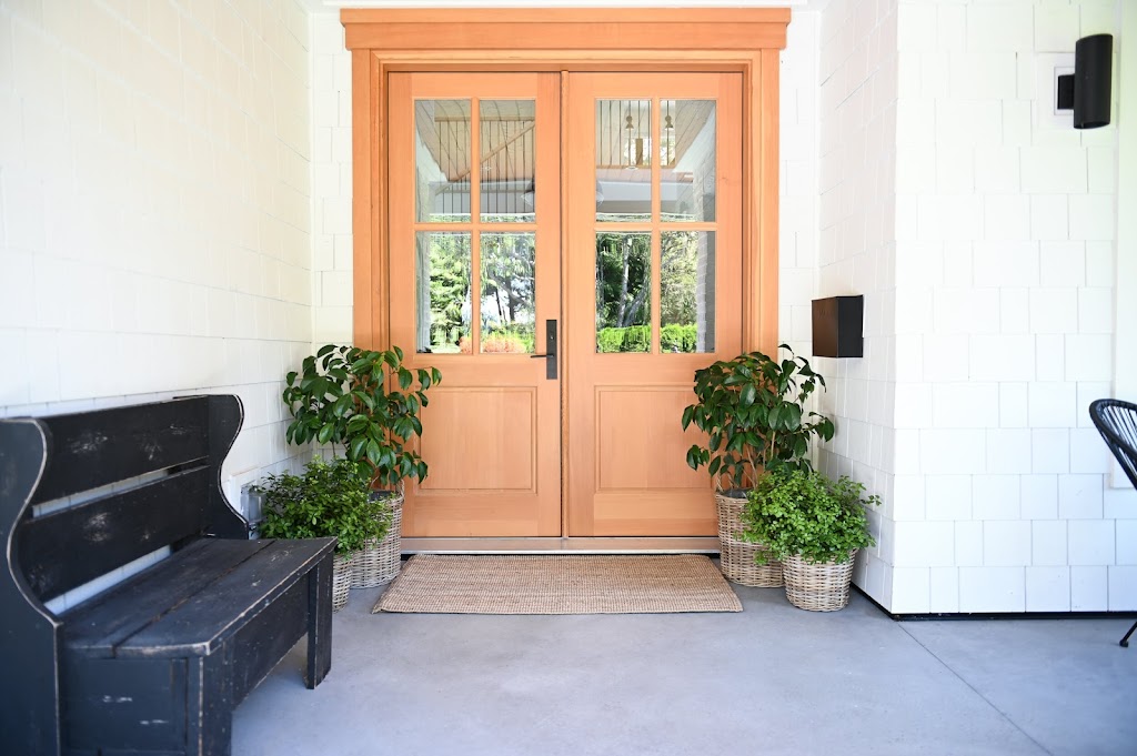 The Designory House | 2380 Christopherson Rd, Surrey, BC V4A 3L4, Canada | Phone: (604) 866-8487