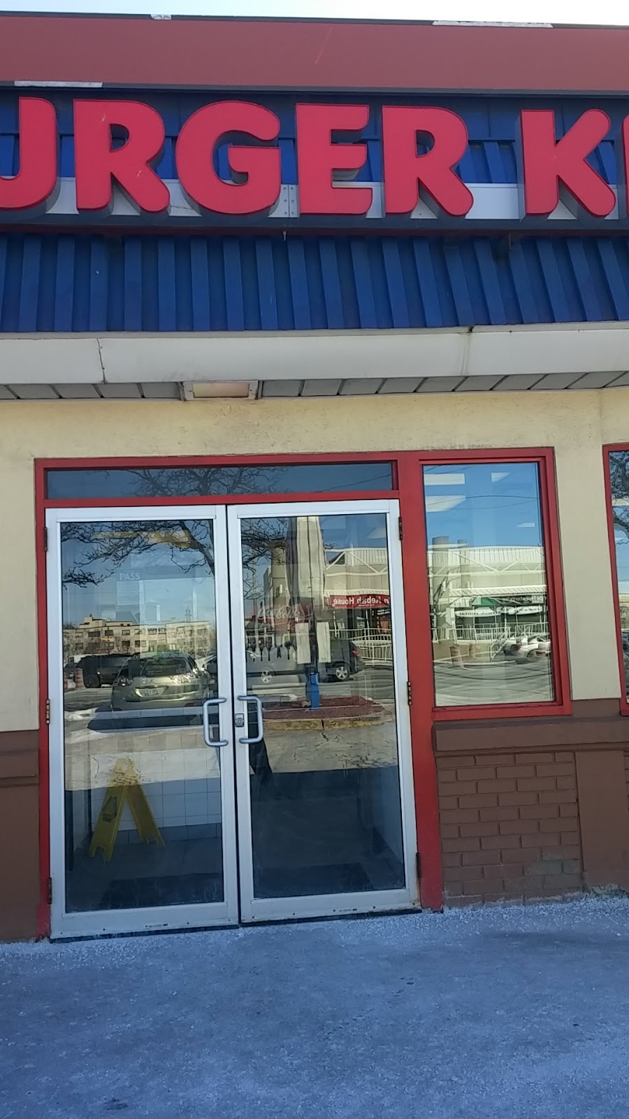 Burger King | 100 Eglinton Square, Scarborough, ON M1L 2K1, Canada | Phone: (416) 752-3681
