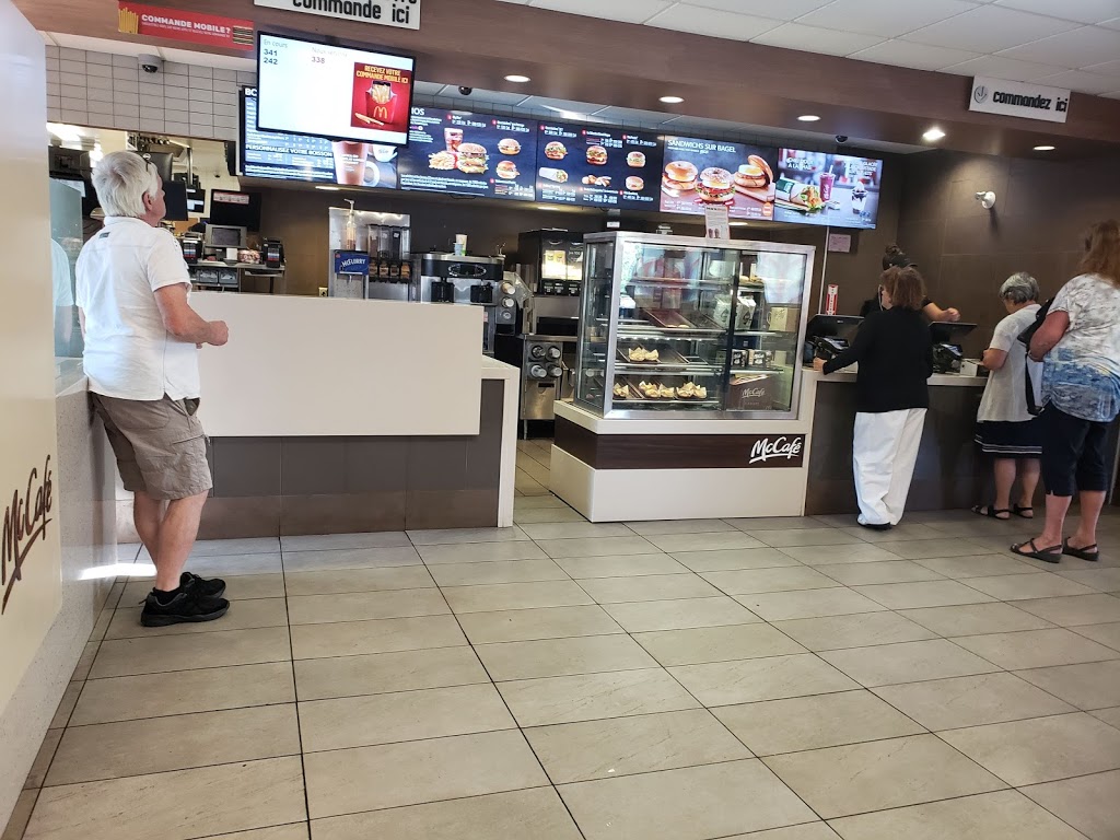 McDonalds | 9781 Boulevard Sainte-Anne, Sainte-Anne-de-Beaupré, QC G0A 3C0, Canada | Phone: (418) 827-8312