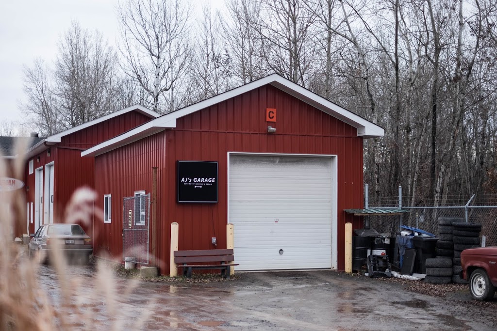 AJs Garage | 2440 Leitrim Rd building c, Gloucester, ON K1T 3V3, Canada | Phone: (613) 797-0045