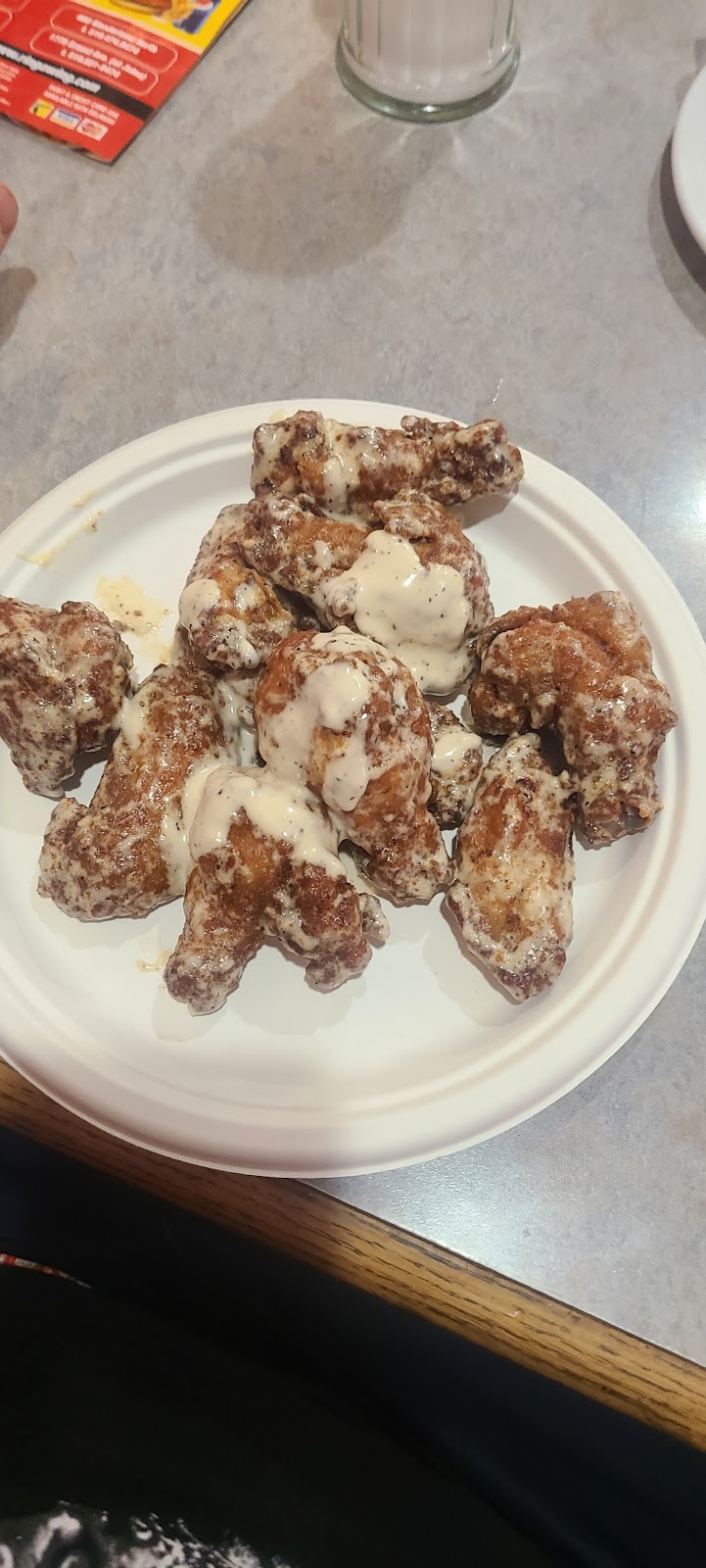 Ring A Wing | 184 Sunset Dr, St Thomas, ON N5R 3B9, Canada | Phone: (519) 207-3001