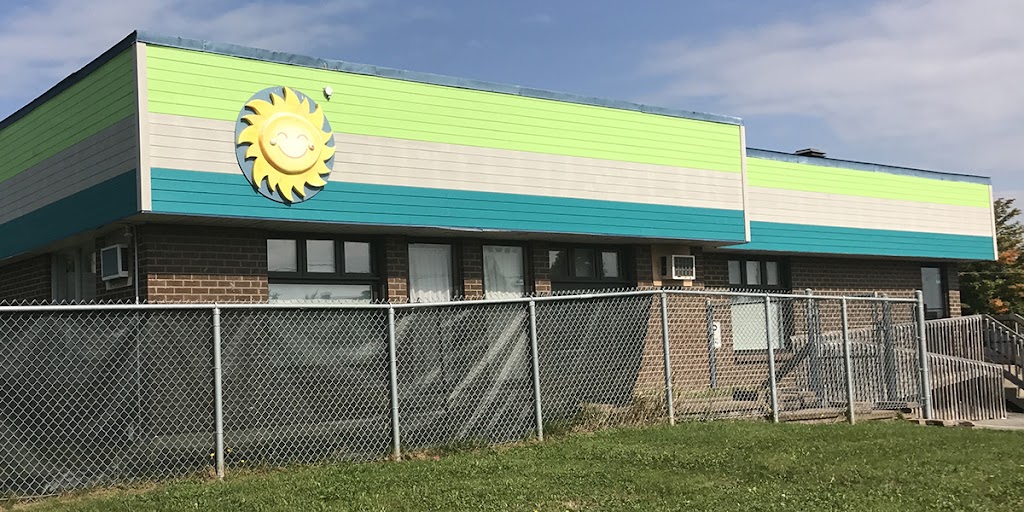 Garderies Branchées du Mesnil | 8295 Rue Marie-De Lamarre, Quebec City, QC G2K 0H8, Canada | Phone: (418) 624-2920